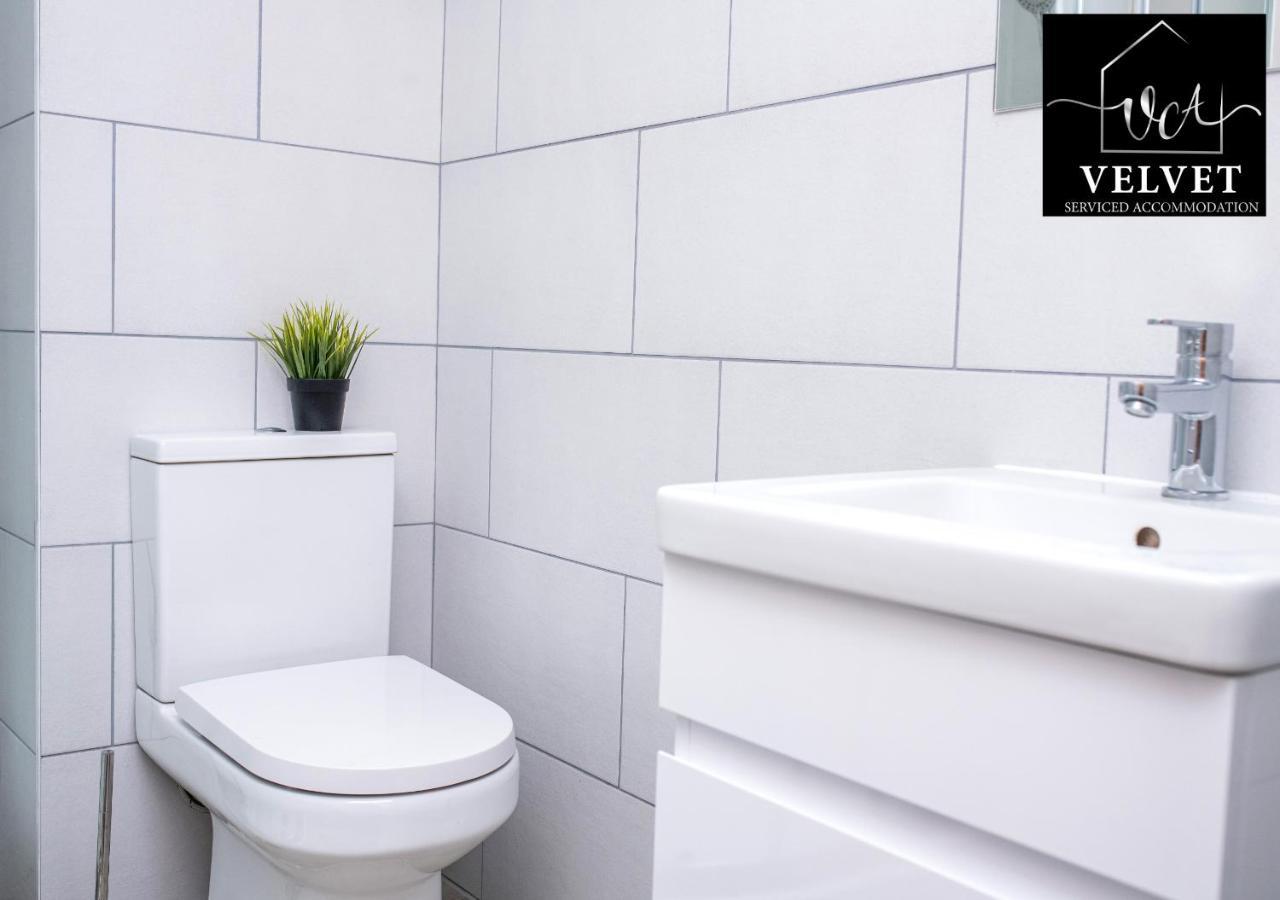 1 Bed House , Free Wifi,Free Parking,Leasure,Business Lejlighed Swansea Eksteriør billede